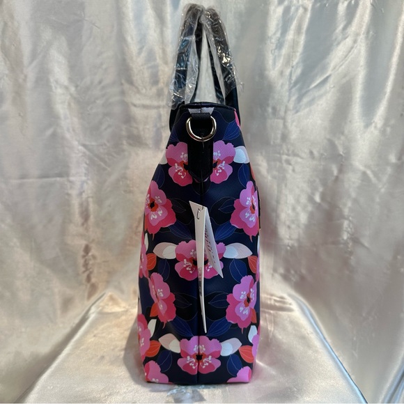 TRINA TURK ALL OVER NARCISSUS TOTE/SHOULDER BAG NWT - Picture 12 of 13